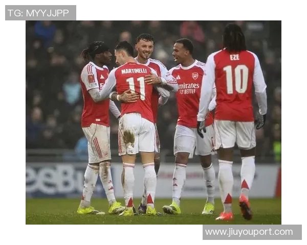 足总杯惊现冷门曼联与阿森纳鏖战至平局绝杀瞬间引发全场沸腾